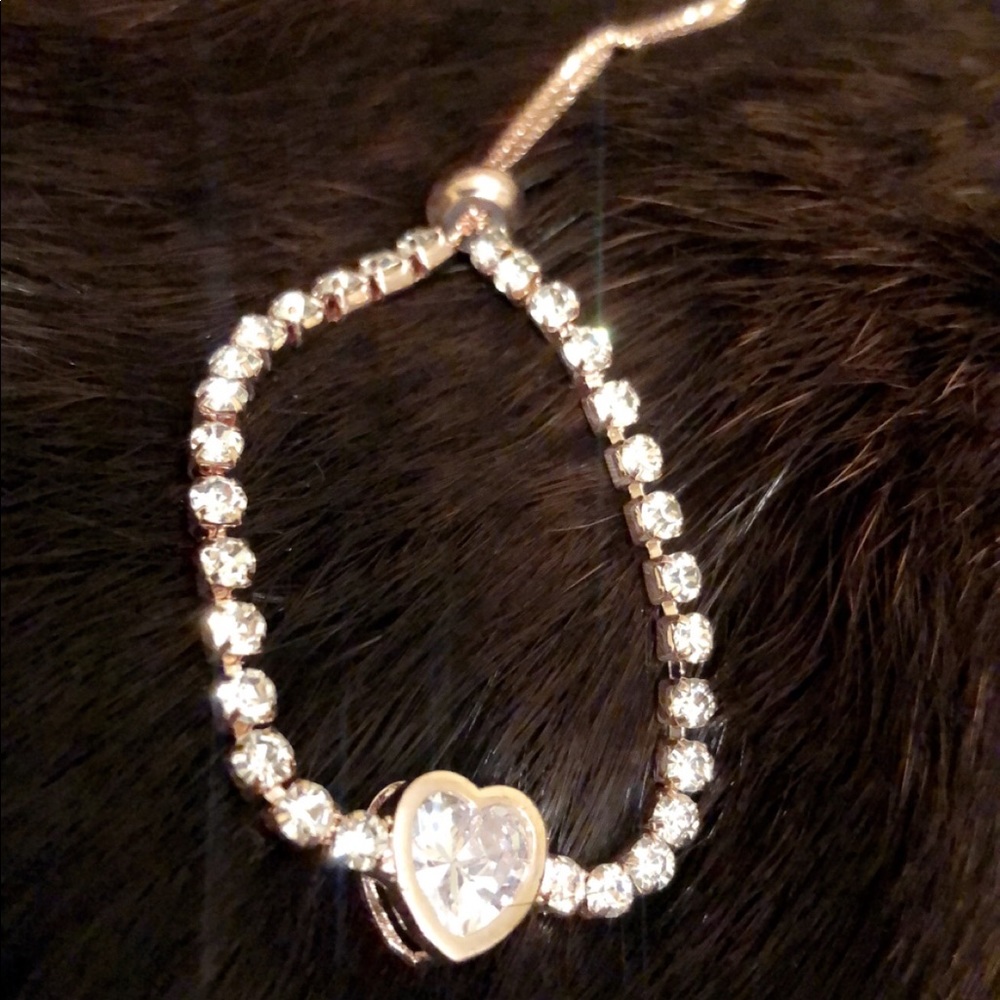 ❤️✨ VALENTINES DAY ROSE GOLD HEART BRACELET ❤️✨ - Picture 5 of 8